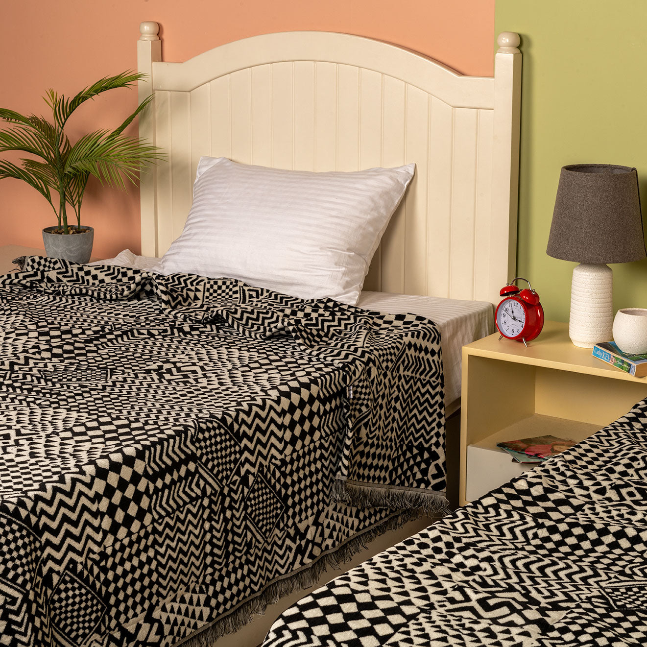 Velvet coverlet patterns