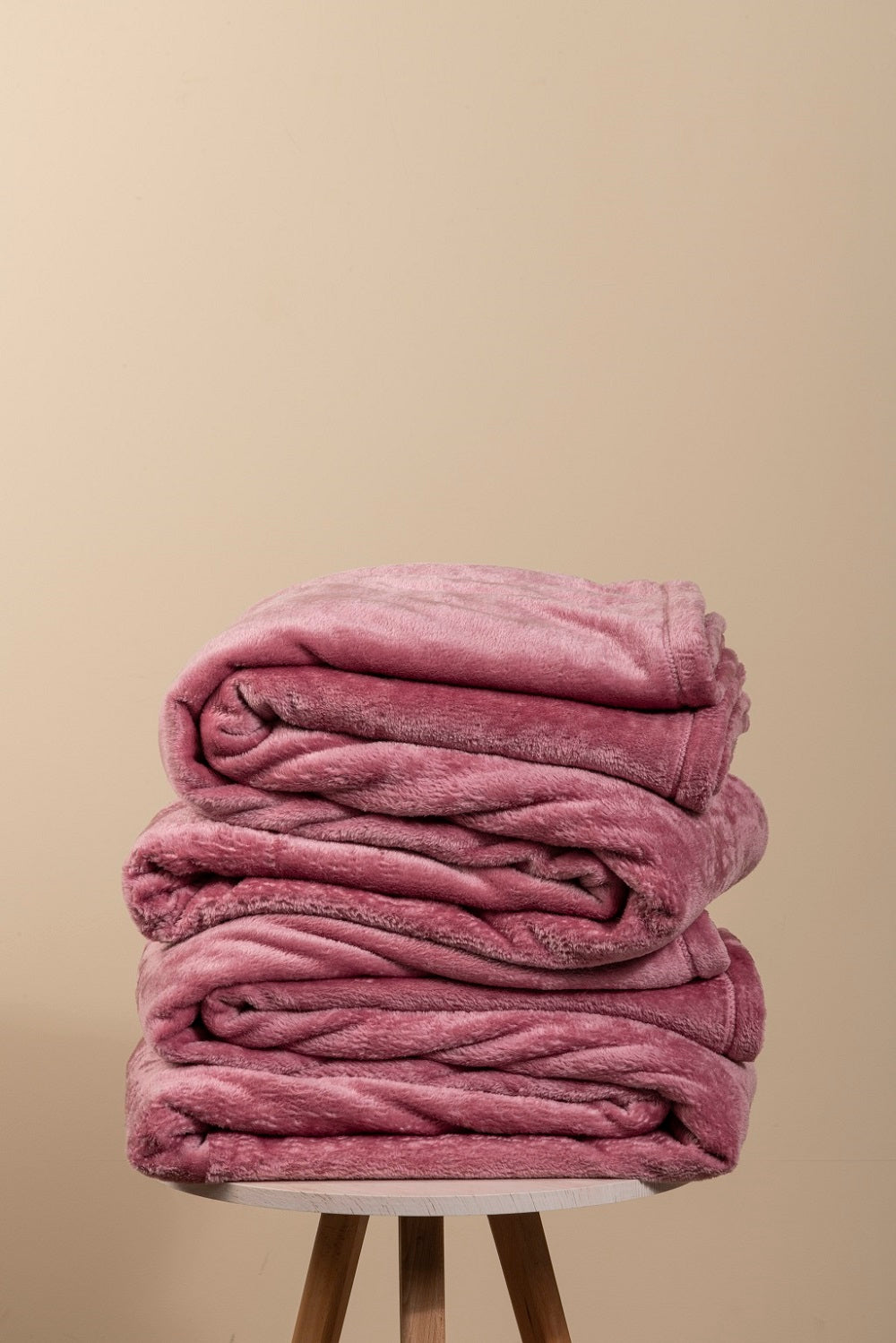 Miro velvet Heater - 1 pcs