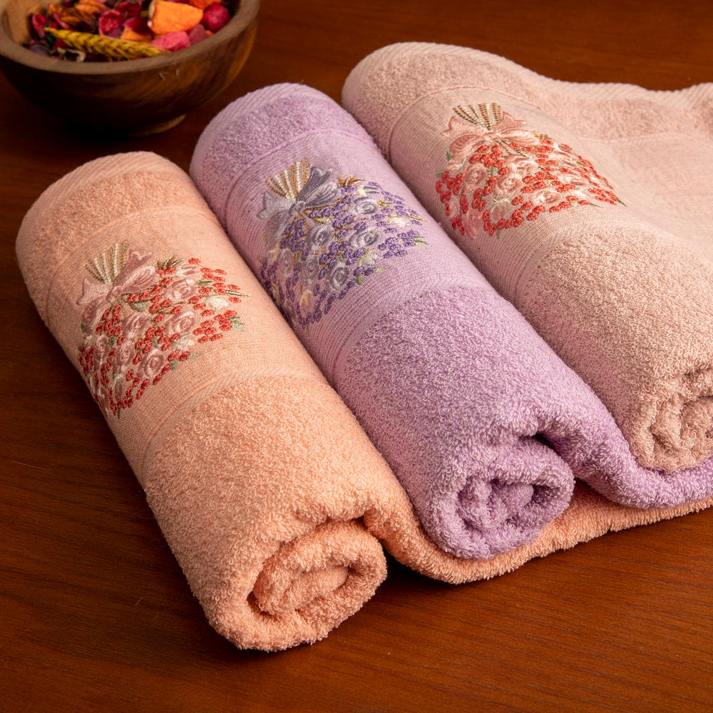 Offer Buy 5  Packages of towels (60 x 120 cm) for 999 EGP